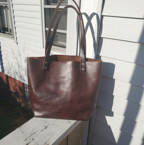 SOLD Portland Leather Goods Classic AP Tote - Picture 8 of 8